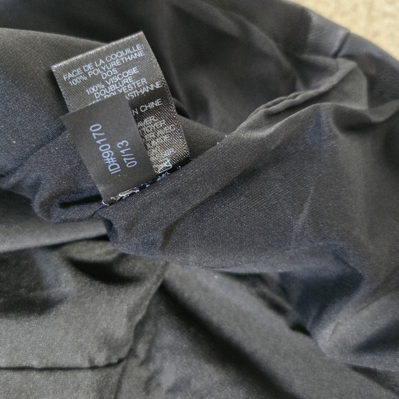 NWT Express Faux Leather Top Size Medium - Picture 6 of 11